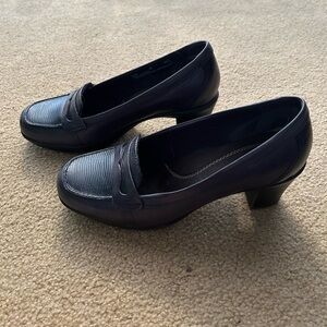 Clarks Bendables Beverly Mirable Navy Women's Loafers